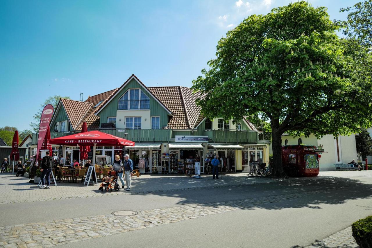 Ferienwohnungen Meerfarbig Zingst - Haustierfrei -Terrasse Mit Strandkorb Oder Balkon - E-Ladesaeule - Parkplatz - Wlan - Fahrradschuppen - Waschtrockner - Ruhig Und Zentral - Nichtraucher Esterno foto